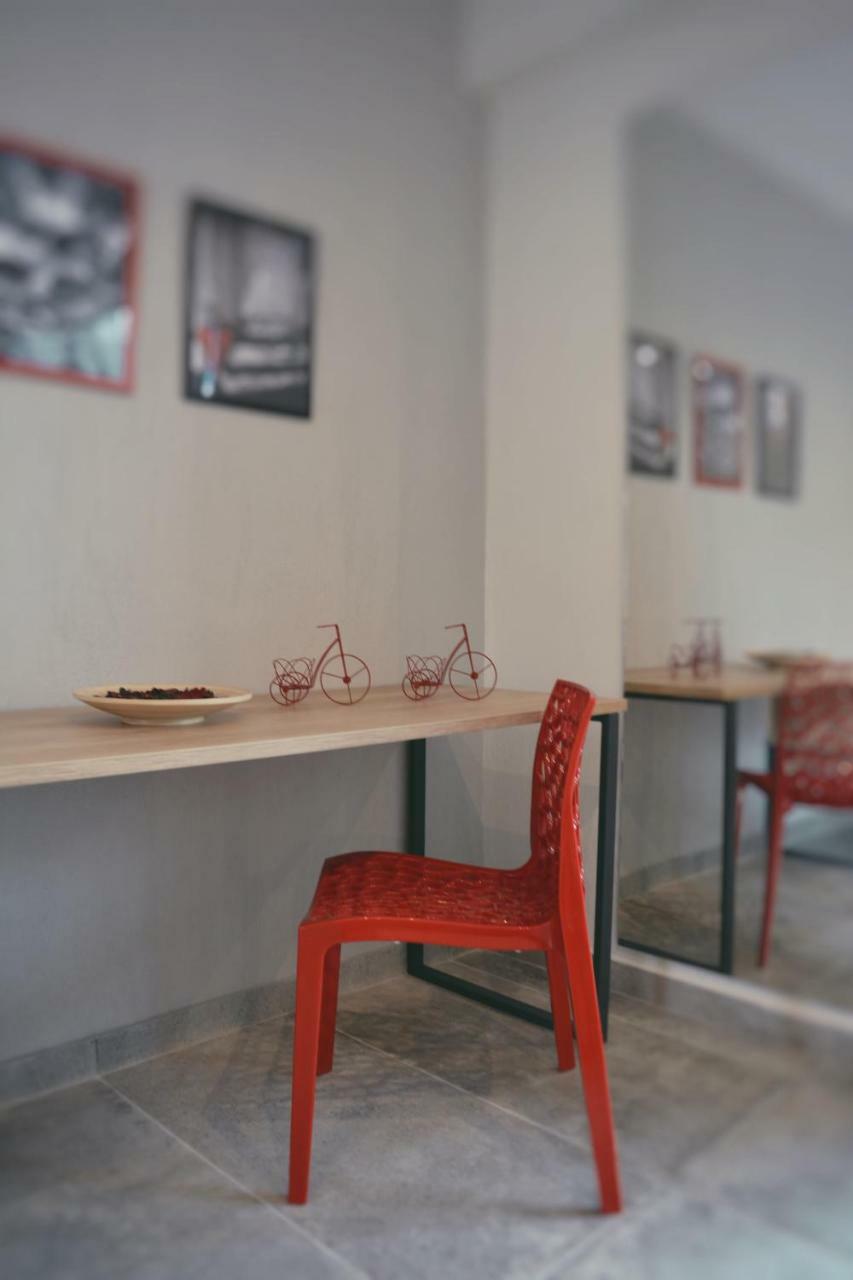 Zoe _Apartments_ สตาวรอส ภายนอก รูปภาพ
