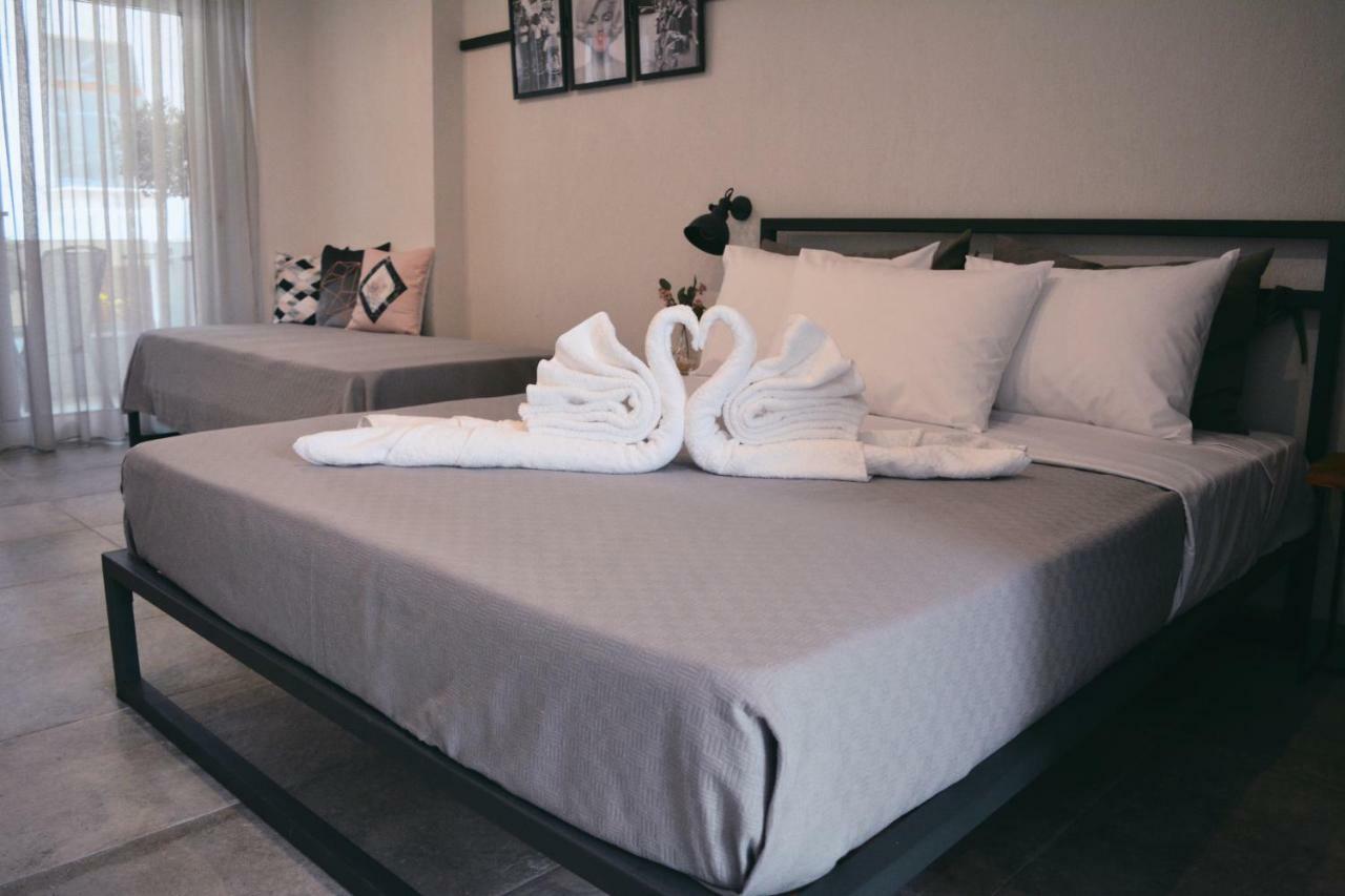 Zoe _Apartments_ สตาวรอส ภายนอก รูปภาพ