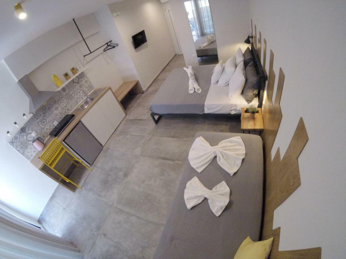 Zoe _Apartments_ สตาวรอส ภายนอก รูปภาพ